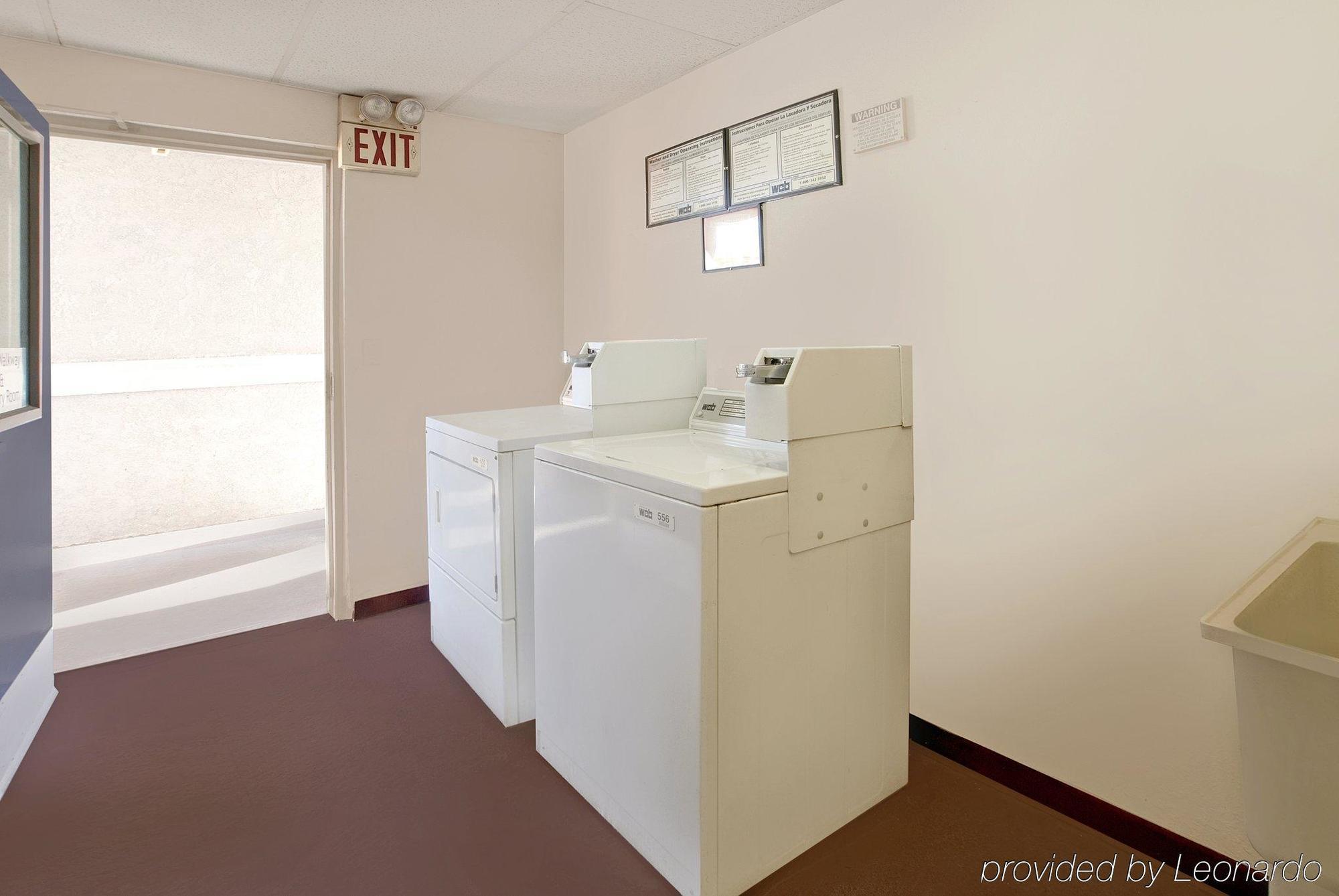 Americas Best Value Inn 코로나 시설 사진