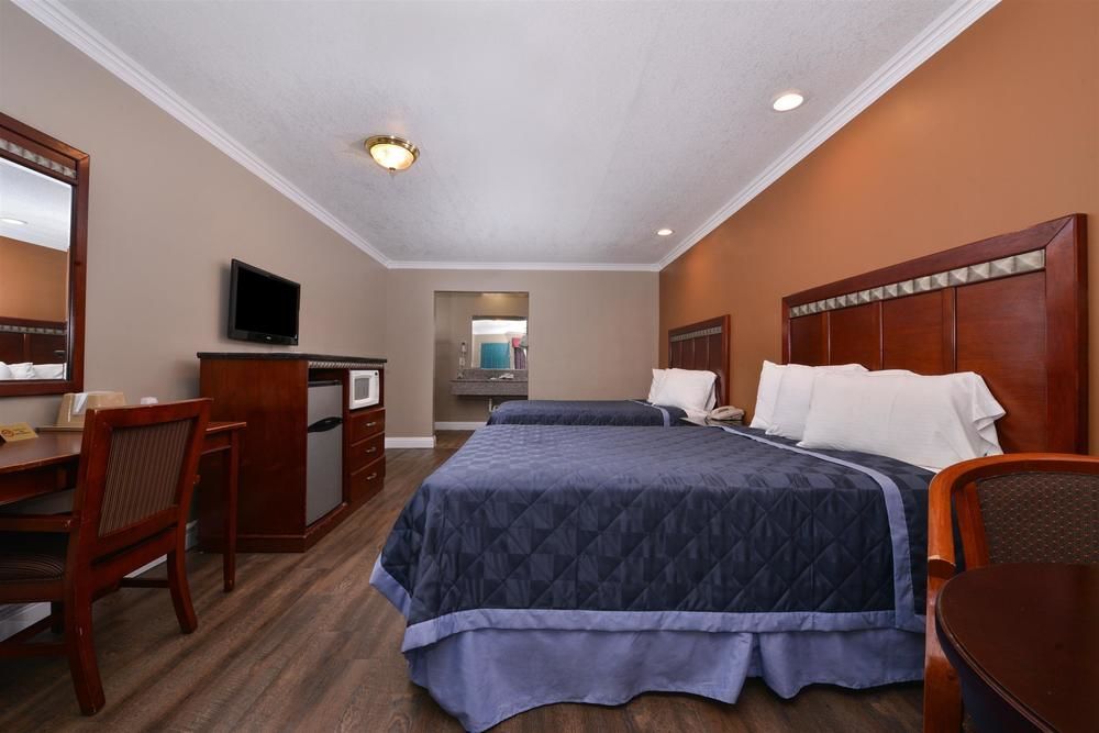Americas Best Value Inn 코로나 외부 사진
